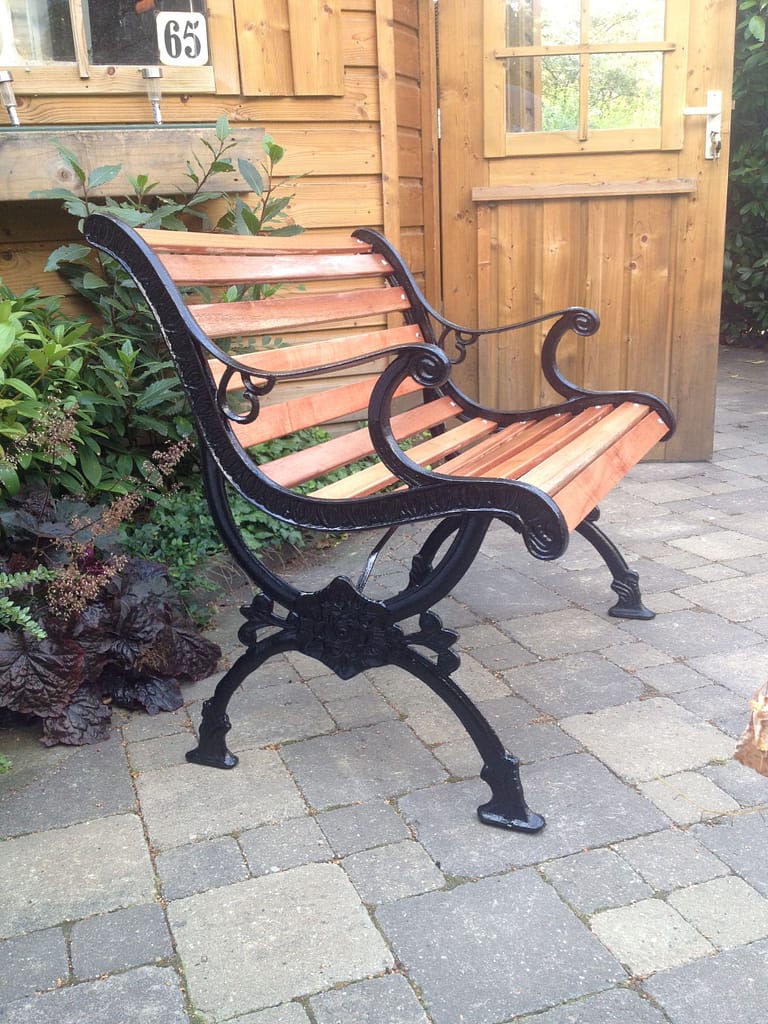 Remise à neuf d'un joli banc d'amoureux "juste pour deux" - dmp créations Banc romantique dmp créations